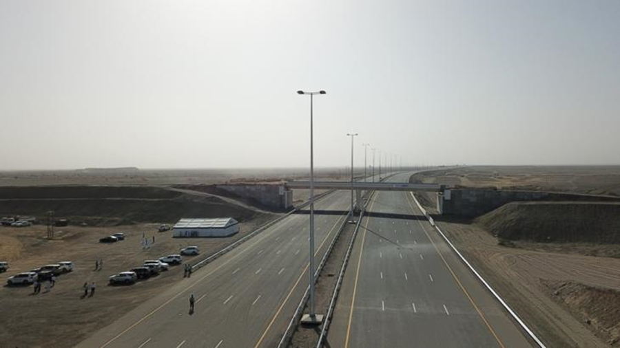 Highway lighting in Muscat, Oman